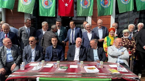 TZOB Başkanı Bayraktar, Rize’de Ziraat Odalarını Ziyaret Etti
